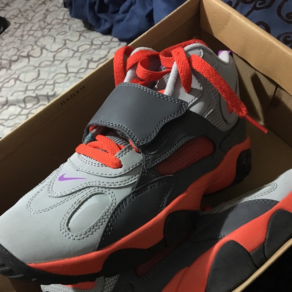 Nike Speed Turf Sneakers